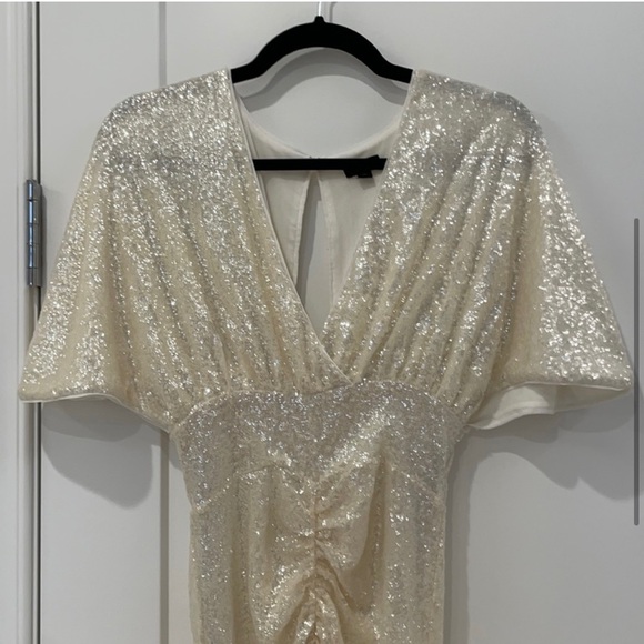 NBD krystle maxi dress in white - Picture 2 of 5